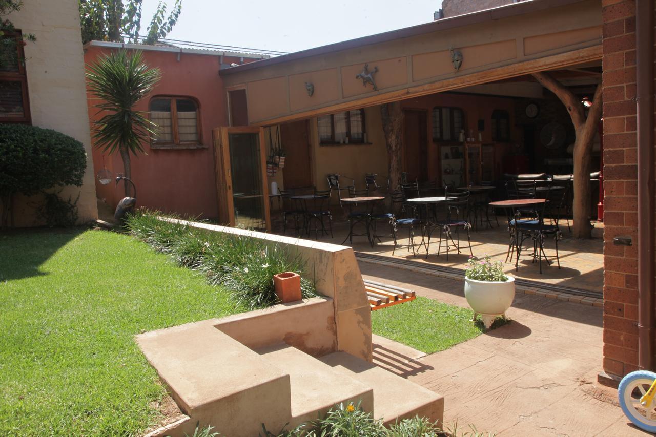 Melvilla Guesthouse 요하네스버그 외부 사진